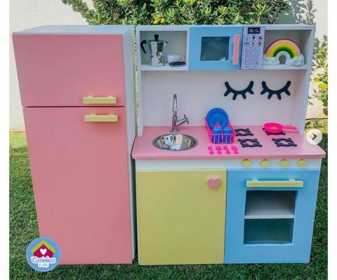 Imagem principal do produto a venda Cozinha infantil com geladeira modelo MC2